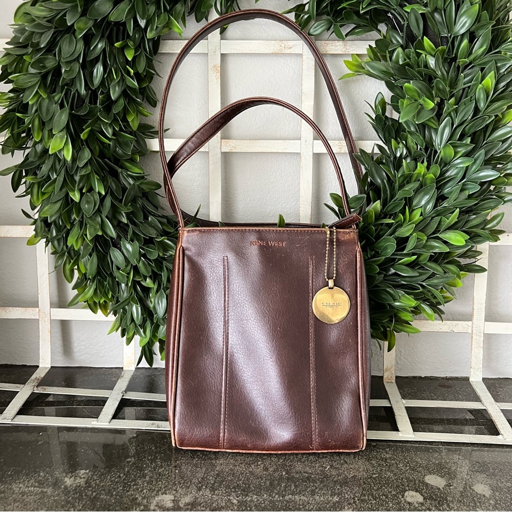 Nine West | Vintage 90s | Brown Leather Crossbody Bag - Picture 11 of 11